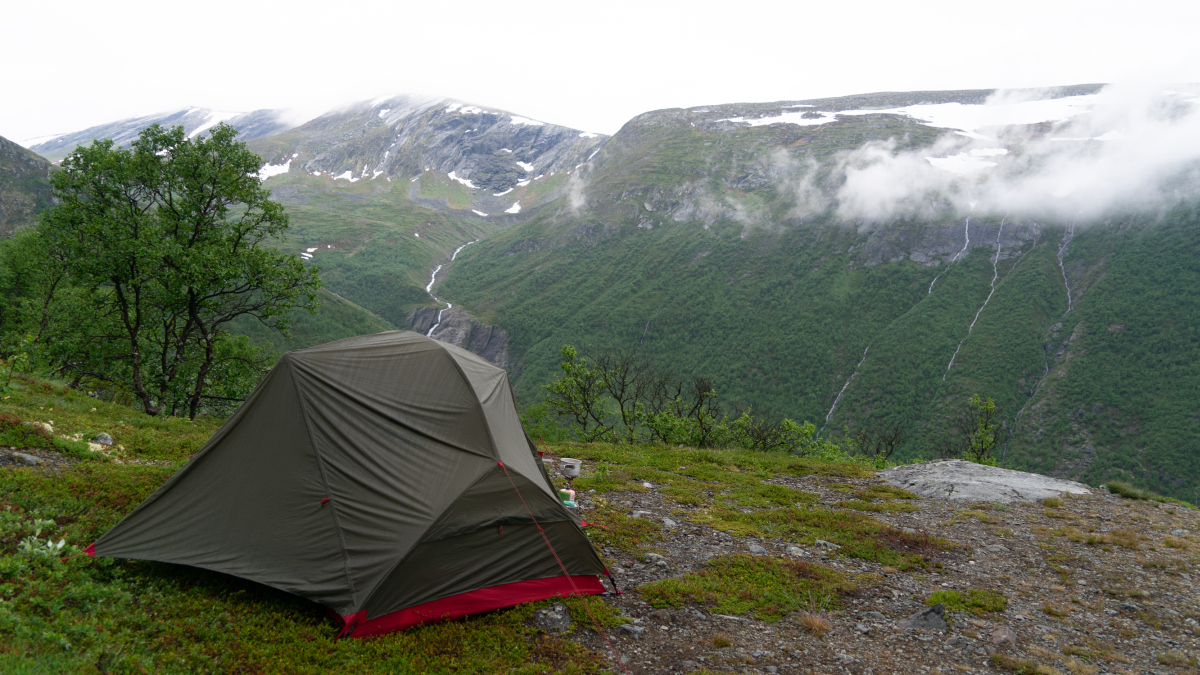Tent op de route van het Sint Olavspad