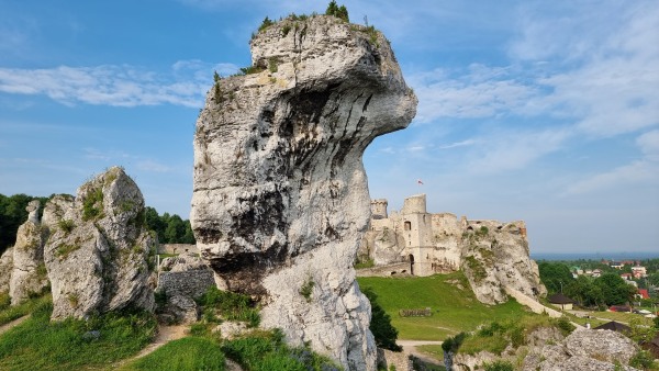 Kasteel Ogrodzieniec langs de Adelaarsnestenroute