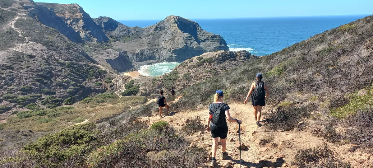 Wandelaars op de Fishermen's Trail in de Algarve