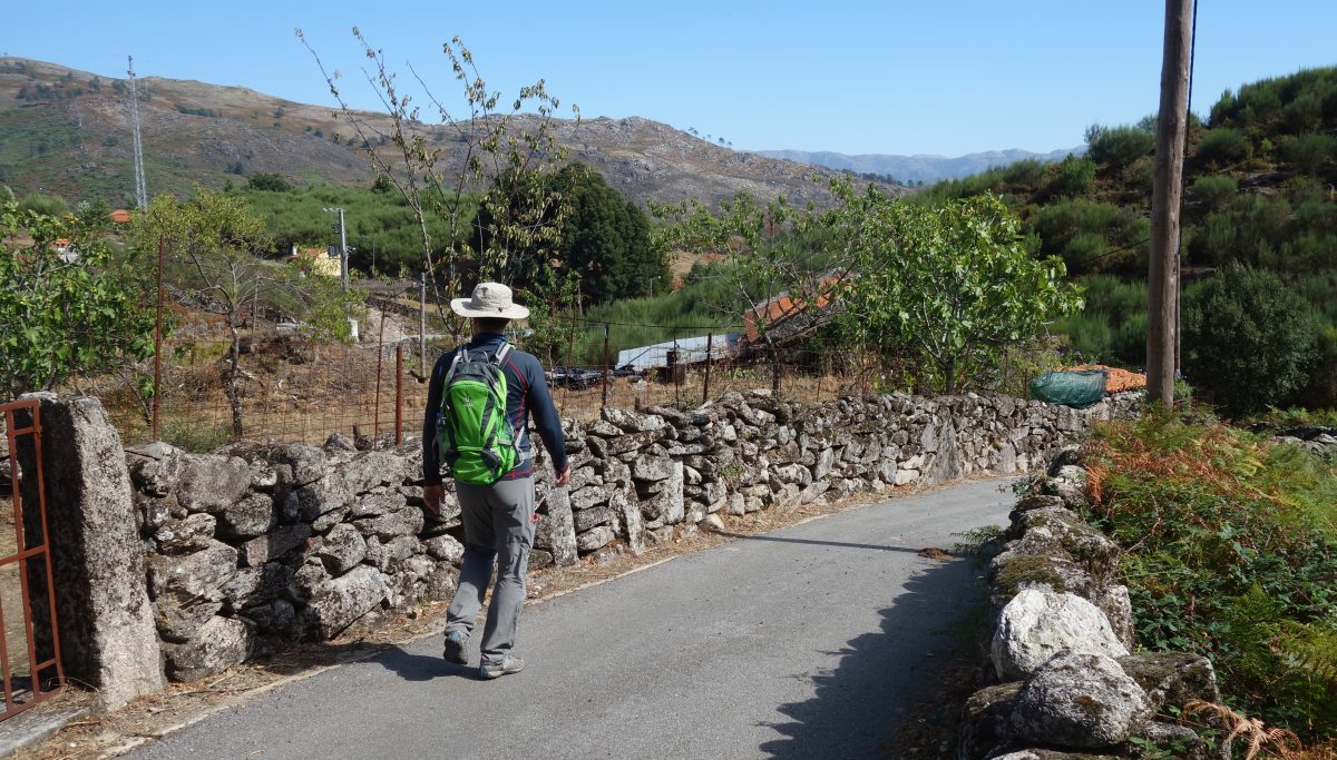 Pelgrim op reis naar Santiago